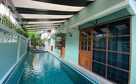 T-House Bkk 2Floors Near Bts With Swimming Pool And Free Wifi
